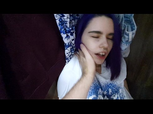 ❤️ Fann systur mína í skápnum og hjálpaði henni að koma ❤❌ Kynlífsmyndband á is.tukifporno.ru
